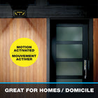 Bell + Howell - Bionic Flood Light ASON TV 108 Lumières solaires à DEL avec détecteur de mouvement-Activé par le mouvement - L’applique murale solaire Bell + Howell est dotée d’un capteur de mouvement, elle s’allume automatiquement lorsqu’un mouvement est détecté jusqu’à une distance de 26 pieds et s’éteint lorsqu’elle est partie, aide à faire briller la lumière là où vous en avez besoin et quand vous en avez le plus besoin