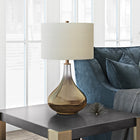 Hudson&Canal - Lampe de table Mirabella de 65 cm de haut avec abat-jour en tissu - Verre ombré en laiton et blanc-Une finition en verre ombré en laiton fabriquée à la main est appliquée sur la base en verre ronde