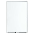 Quartet Tableau magnétique effaçable à sec classique Nano-Clean - 4 pi x 3 pi - cadre alu argent-Comprend un plateau d’accessoires,  1 marqueur effaçable à sec