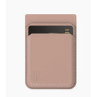 Ideal of Sweden - Porte-cartes Magnétique Rose poudré Compatible MagSafe-Veuillez noter que le matériau toucher doux est sensible à la saleté, aux taches et aux rayures. Utilisez avec précaution