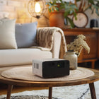 Epson - Projecteur laser intelligent portable EpiqVision Mini EF21 – blanc diamant-Luminosité D’image Exceptionnelle — technologie 3LCD à 3 puces produisant une luminosité couleur de 1 000 lumens (selon la norme IDMS) et une luminosité blanche de 1 000 lumens (selon la norme ISO) pour projeter le jour ou la nuit