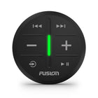 Garmin - Télécommande sans fil Fusion ARX - noire-CONTRÔLEZ VOTRE AUDIO N'IMPORTE OÙ À BORD - Avec les indices IPX6 et IPX7, la télécommande ARX est conçue pour fonctionner et durer à bord - parfaite pour la plate-forme de bain, la proue, le tableau arrière ou partout où vous souhaitez un contrôle audio sans fil pratique.