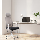 Chaise de bureau à dossier en maille Workspace de CorLiving - Gris et noir-Dossier ergonomique avec support lombaire incurvé pour plus de confort
