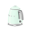 SMEG - Bouilloire électrique mini de 3 tasses au style rétro 50S - Vert pastel-Arrêt automatique de la bouilloire lorsque la température atteint 100°C / 212°F