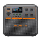 Bluetti - Centrale électrique portable Premium Series AC270P et panneau solaire SP200L-Applications polyvalentes : Alimente jusqu’à 9 appareils simultanément - parfait pour faire le plein de vos essentiels pendant le camping-car, le camping et les voyages en voiture.