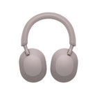 Sony - WH1000XM5 Wireless Noise Cancelling Headphones - Rose-Traitement du bruit incomparable - Spécialement développé par Sony, le nouveau processeur intégré V1 donne accès au plein potentiel de notre processeur de réduction du bruit HD QN1. Cette combinaison unique de technologie contrôle huit microphones offrant une qualité de réduction du bruit sans précédent.
