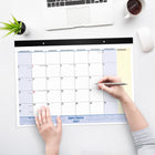 AT-A-GLANCE – Sous–main mensuel QuickNotes 2027 – 17 po H x 21 3/4 po l – bilingue-Papier ameliore resistant aux bavures