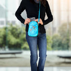 Oscardo - Hummingbird par Francis Dick Sac pour téléphone-Design compact et éthique - Fabriqué en cuir synthétique durable dans un format pratique de 13 cm x 20 cm x 4 cm, avec des redevances versées à l’artiste ou à sa succession pour chaque achat.