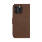 Dbramante1928 - Lynge Portefeuille 2en1 pour iPhone 16 Pro Max - Bronzer-Chaque étui Lynge est fabriqué à la main à partir de cuir pleine fleur d'origine durable qui développe une belle patine à l'usage