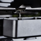 Blackstone - 28" Station de cuisson à gril original Omnivore avec couvercle rigide-Allumage électrique à bouton-poussoir : Système d'allumage pratique et fiable.