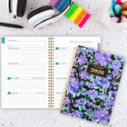 AT-A-GLANCE - Agenda hebdomadaire/mensuel BADGE floral 2026 - 8 1/2 po H x 5 1/2 po l - multicoloure - bilingue-Un mois sur deux pages comprenant des blocs quotidiens, une section de notes et des calendriers de référence des mois passés / futurs