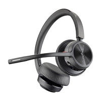 Poly - Casque Voyager 4320 USB-C avec dongle BT700 - Certifié Microsoft Teams-Boostez votre productivité grâce à un confort continu, jusqu’à 24 heures de conversation et une connectivité à plusieurs appareils. Prolongez votre temps de conversation en utilisant le support de charge de bureau ou en utilisant le casque en mode USB filaire