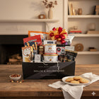 Dolce & Gourmando - Panier Cadeau Grand Gourmet-Les produits sélectionnés sont des importations canadiennes, américaines et européennes
