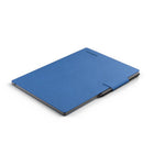 reMarkable - Étui portefeuille en mosaïque tissée pour tablettes Paper Pro - Cobalt-Une housse élégante et astucieuse pour votre reMarkable Paper Pro. Le design sur mesure du Book Folio protège votre tablette tout en préservant son profil ultra-fin, sans encombrer votre sac