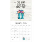 Hopper Studios - 2026 Aimer Le Voyage Calendrier mural Suspendu Mensuel - 30,5 cm l x 61 cm H - Anglais-À Utiliser Tout de Suite - Calendrier de 16 mois, 12 pages de mois pleines et comprenant en prime les quatre derniers mois de l'année précédente avec une image supplémentaire
