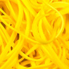 JAM Paper - Élastiques colourés - taille 33 - jaunes - Paquet de 100-Ces élastiques robustes sont conçus pour durer longtemps. Utilisez-les pour diverses tâches nécessitant une tenue ferme et solide.