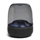 Harman Kardon Aura Studio 4 - Noir-Le dôme transparent exclusif de l’Aura Studio 4 amplifie et diffuse un éclairage ambiant élégant dans toutes les directions. Inspirés par la beauté du monde naturel, les motifs changeants et les couleurs de l’éclairage à effet diamant apportent le même sentiment d’émerveillement à n’importe quel espace. Choisissez parmi 5 thèmes animés distincts en accord avec l’ambiance de votre musique et ravissez vos sens.