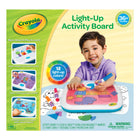 Crayola - Tableau d'activités lumineux-TABLEAU D'ACTIVITÉ LUMINEUX : Comprend un tableau d'activités lumineux, 3 marqueurs lavables ultra propres Colour Pop, 22 formes autocollantes, 3 feuilles transparentes « Complétez la scène » et des instructions