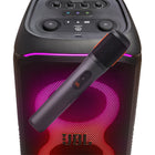 JBL - PartyBox Wireless Mic - Microphones sans fil numériques-Il vous suffit de brancher le micro sur le port de charge de la JBL PartyBox lorsque votre batterie est faible