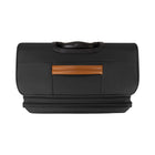 Bugatti - Valise de cabine à coque souple  20po de la collection Cannes - Noir-Intérieur doublé avec poche pratique
et sangles de maintien pour garder le contenu organisé et bien en place