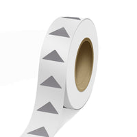 JAM Paper - Rouleaux d'étiquettes standard - triangle - 1 1/4 x 2 1/2 - feuille argentée mate - 125 étiquettes/rouleau-Couleur : feuille mate argentée durable | Faites ressortir votre courrier avec des étiquettes d'adresse d'expédition colourées.