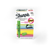 Surligneurs Sharpie à réservoir à encre liquide, pointe biseautée – vert – Paquet de 12-Encre SMEAR GUARD spécialement conçue pour éviter les bavures.