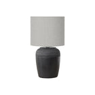 Monarch Specialties - Luminaire - 17 po H Lampe De Table - Céramique Noire - Abat-Jour Gris - Contemporain-Cette lampe de table de 17 pouces de haut est dotée d'une élégante base en céramique noire texturée et d'un abat-jour contemporain en tissu gris, parfait pour ajouter une touche tendance à votre salon, votre chambre ou votre bureau à domicile