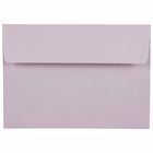 JAM Paper - Enveloppes d'invitation - 5,875 x 8,25 - violet lilas Wausau - 1000/paquet-Les enveloppes sont fabriquées à partir de papier lisse de 24 lb et comprennent une fermeture gommée activée par l'humidité