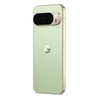 Google Pixel 10 Pro XL - 256 Go - Jade - Bell et Virgin Plus-Voyez votre téléphone sous un tout nouveau jour grâce à une luminosité maximale de 3 300 nits. Le nouvel écran Super Actua rend votre écran immersif et vif, même en plein soleil. De plus, il a une fréquence d'actualisation allant jusqu'à 120 Hz pour un défilement et des changements d'applis très fluides