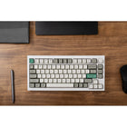 Keychron - Q1 Max RGB Wireless Mechanical Keyboard - Red Switch - 75% Layout with Knob - Shell White-Performance puissante : Équipé d'une puce ARM Cortex-M4 puissante et taux d'interrogation de 1000 Hz, le Q1 Max offre une réactivité fulgurante pour les jeux et les tâches de productivité.
