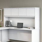 Bush Business Furniture Studio C Clapier de 72 po de largeur - blanc (SCH172WH)-4 portes offrent beaucoup d'espace de rangement et comprennent des charnières de style européen à fermeture automatique
