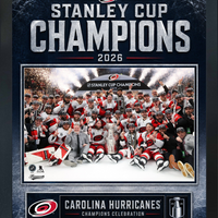Frameworth - Cadre photoglass des Carolina Hurricanes 16x20 champions Coupe Stanley 2026 motif glace - 18 po l x 22 po H-Photo sous licence officielle NHL et NHLPA : cadre PhotoGlass des Carolina Hurricanes 16x20 champions de la Coupe Stanley 2026 motif glace pour les amateurs et collectionneurs des Carolina Hurricanes