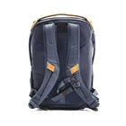 Peak Design - Everyday Sac à dos - 20 L - Minuit-Trois diviseurs FlexFold configurables gardent votre matériel organisé, protégé et évitent qu'il ne s'entasse au fond de votre sac. Des poches latérales extensibles pour des bouteilles d'eau ou des trépieds