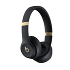 Beats - Solo 4 Écouteurs supra-auriculaires sans fil - Noir/Or-Les coussinets d'oreille UltraPlush sont conçus pour être durables et pour un toucher doux et léger pour un confort tout au long de la journée