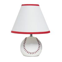 Simple Designs - Enfants Lampe de Table de Baseball-LAMPE DE STYLE SPORTIF: S'adapte au décor des équipes de baseball. La lampe présente une base réaliste style balle de baseball et un abat-jour blanc