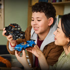 LEGO - Speed Champions La Jaguar Project 7 et le Land Rover Defender-Ensemble Jaguar et Land Rover à exposer sur une étagère, un bureau ou une table de chevet