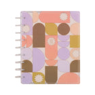 The Happy Planner - Planificateur personnalisable Stacked Geos 2025-2026 12-mois-La disposition du tableau de bord comprend une section pour répertorier les courses, les listes d’épicerie, les factures et les choses à faire, tandis que le côté droit comporte des espaces encadrés quotidiens pour les rappels ou les plans quotidiens