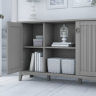 Bush Furniture Salinas Armoire de rangement décorative avec portes Gris Cape Cod (SAS147CG-03)-Les armoires de rangement dissimulées et les étagères ouvertes créent une variété d'options d'organisation