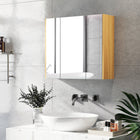 Kleankin - Armoire de salle de bain murale avec miroir à trois portes - gris-Avec une armoire à une porte et une armoire à deux portes, rangez vos produits de beauté et articles d'hygiène quotidiens 