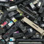 TerraCycle - Boîte Zéro Déchet pour encre et toner, petite-Inclus : boîte de collecte durable imprimée en couleur avec doublure interne, étiquette d’expédition UPS prépayée pour le retour, et recyclage des déchets collectés.