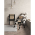 Manhattan Comfort - Lot de 4 chaises pliantes de salle à manger Lambinet 53 cm style industriel chic - noir et cannage naturel-Cannage naturel fin fabriqué à partir de véritable rotin en bois