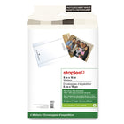 Staples – Enveloppe d’expédition pour photos - 8 3/4 po x 11 po – paquet de 4-Protègent vos photos durant le transport