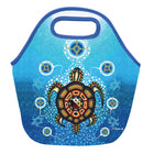 Oscardo - Sac-repas Medicine Turtle de James Jacko-Motifs d’art autochtone authentiques - Met en valeur de magnifiques œuvres d’art créées par des artistes des Premières Nations, inuits et métis de partout au Canada, apportant la richesse des cultures autochtones et leur créativité au quotidien