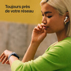 Apple - Watch SE 3 - 40 mm - GPS - Boîtier en aluminum Minuit avec Bracelet Sport Minuit - M / G-Apple Watch SE 3 vous offre plein de façons de suivre votre mise en forme. Avec des données en temps réel et Workout Buddy propulsé par Apple Intelligence à partir de votre iPhone à proximité, vous atteindrez vos objectifs comme jamais auparavant