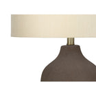 Monarch Specialties - Luminaire - 27 po H Lampe De Table - Céramique Gris - Abat-Jour Beige - Contemporain-Dimensions assemblées : 15 po L x 15 po P x 26,75 po H; Base : 8,25 po L x 8,25 po P x 14,75 po H; Abat-jour : 15 po L x 15 po P x 10,5 po H