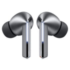 Samsung - Oreillettes Galaxy Buds3 Pro – Argent-Conception ergonomique pour un son suprême. Découvrez notre tout nouveau design, conçu pour un son optimal. Les Galaxy Buds3 Pro réinventées sont dotées d’une petite tête inclinée pour un ajustement confortable et une expérience audio fluide. Les Blade Lights accentuées vous permettent de vous exprimer. Le design de la tranche est mis en valeur par un boîtier élégant avec une coque transparente et une forme délicatement incurvée, équipé d’un port USB-C et de c