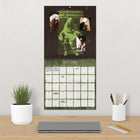 DateWorks - 2026 Calendrier Mural 16 Mois - 12 po x 12 po - Collection d'horreur - Bilingue -Comprend des pages mensuelles de janvier à décembre 2026, ainsi que les 4 derniers mois de 2025