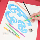 Staedtler® - Courbes françaises, ensemble de 3-Courbes françaises avec fabrication en plastique transparent et bord d'encrage  