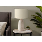 Monarch Specialties - Luminaire - 27 po H Lampe De Table - Céramique Beige - Abat-Jour Beige - Contemporain - Moderne-Équipée d'un interrupteur à 3 voies pratique pour une ampoule à 3 voies jusqu'à 100 W (non incluse), cette lampe vous permet de personnaliser votre ambiance, en passant sans effort d'un éclairage subtil à une illumination de votre espace
