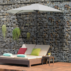 Outsunny - Parasol demi-rond de patio avec manivelle et 5 baleines - 9 pi - beige-Force et durabilité supérieures grâce à un cadre en acier avec revêtement en poudre